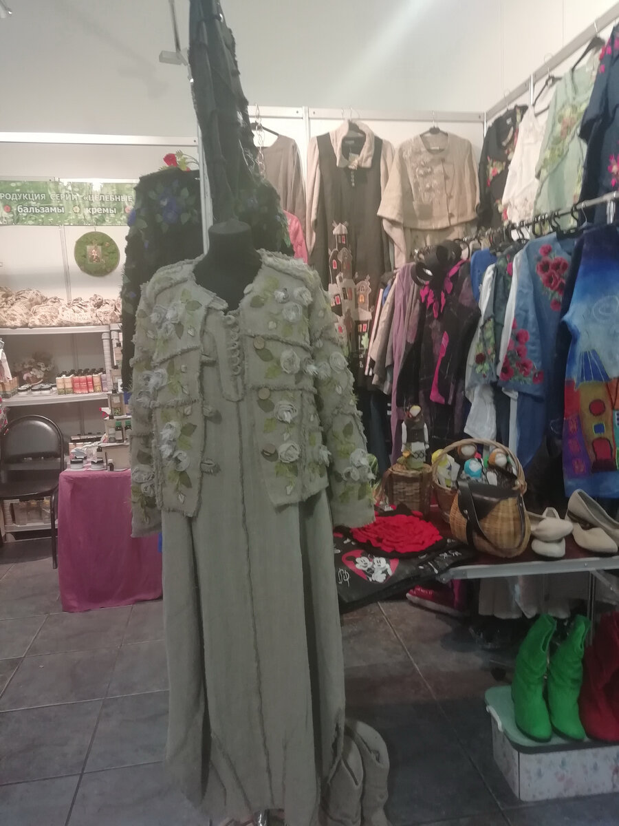 Авторские работы из льна