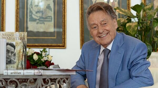 Андрей Дементьев. Фото из яндекс-картинок