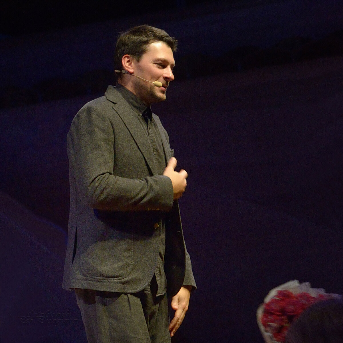 Актер Даниил Страхов