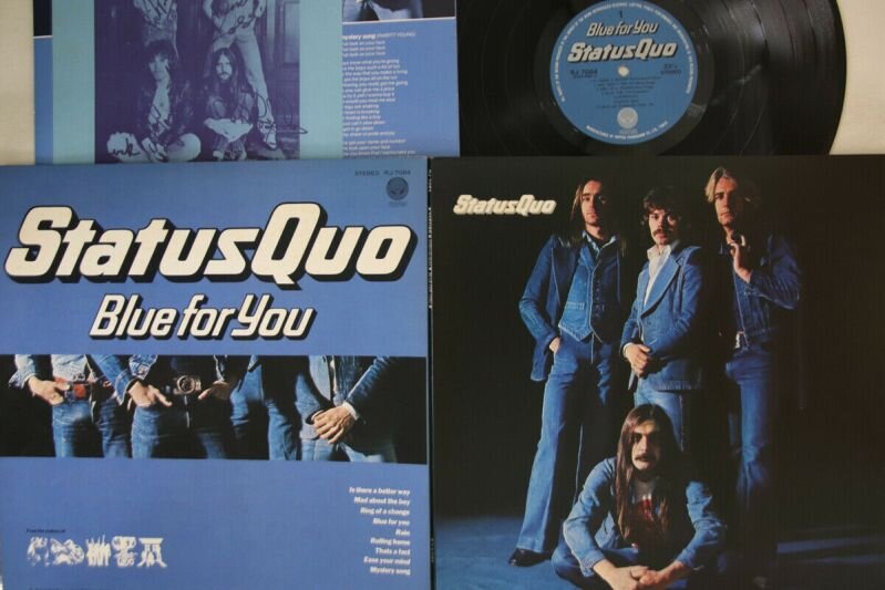Status Quo «Blue for You», 1976 г., внешний разворот конверта, пластинка и все остальные "кошки", видны частично