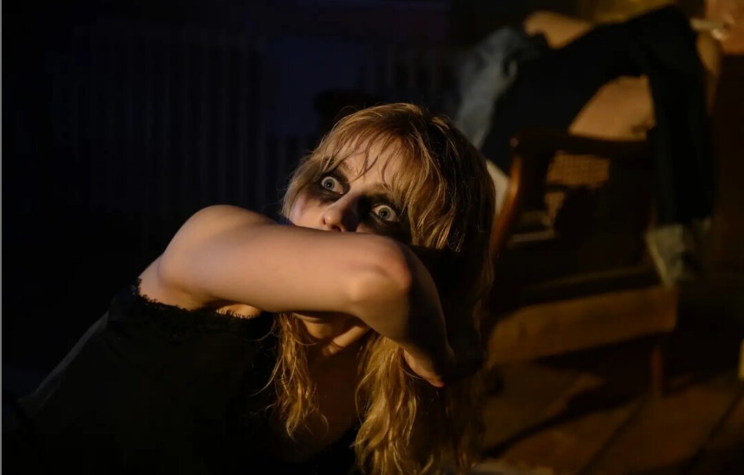 Кадр из фильма "Прошлой ночью в Сохо" 2021