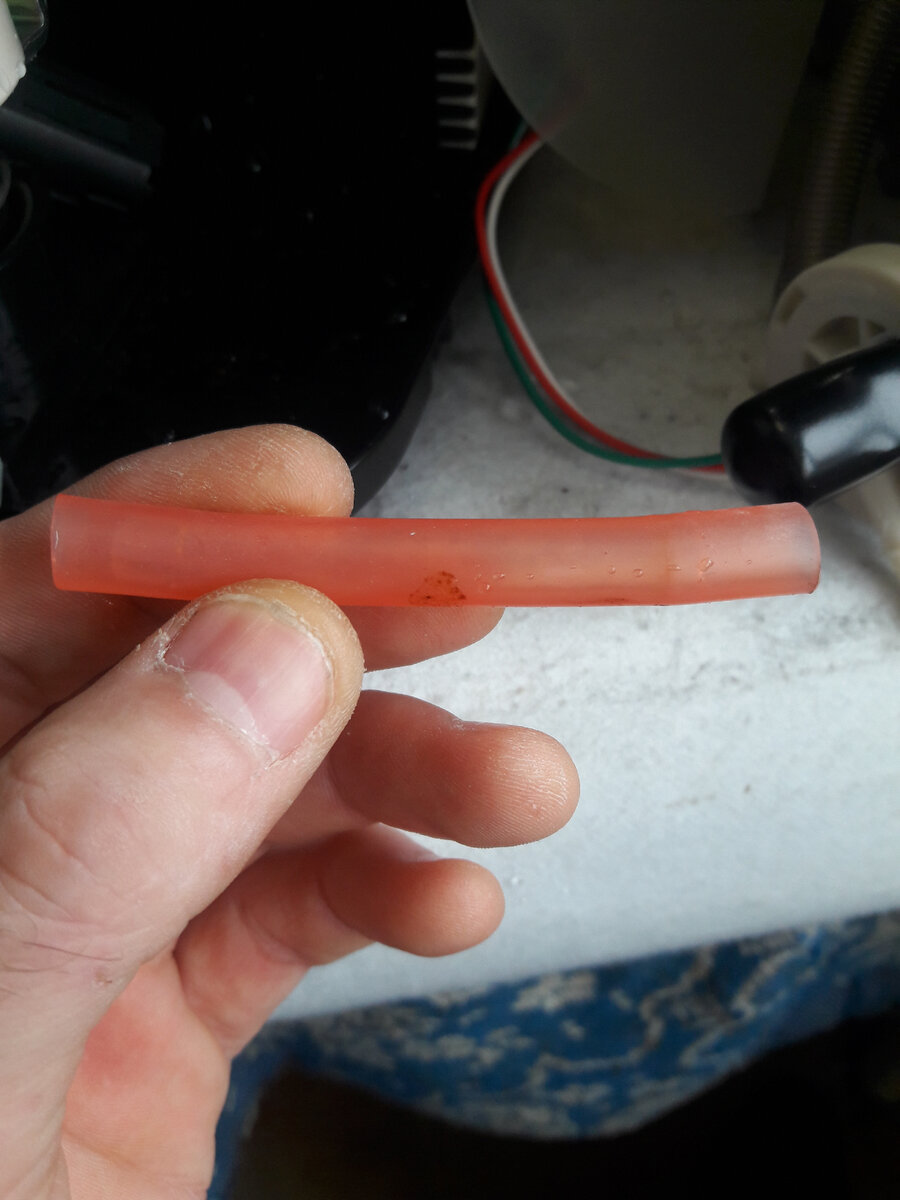 Всем здравствуйте! Сегодня у нас на ремонте кофемашина Bosch VeroCafe Latte TES 50321 с диагнозом постоянно просит промыть систему.-7