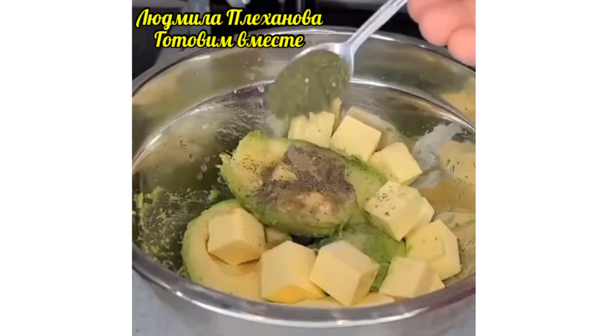 Делаю такое масло для бутербродов на завтрак (или перекус) - и вкусно, и  сытно, и очень полезно | Людмила Плеханова Готовим вместе. Еда | Дзен