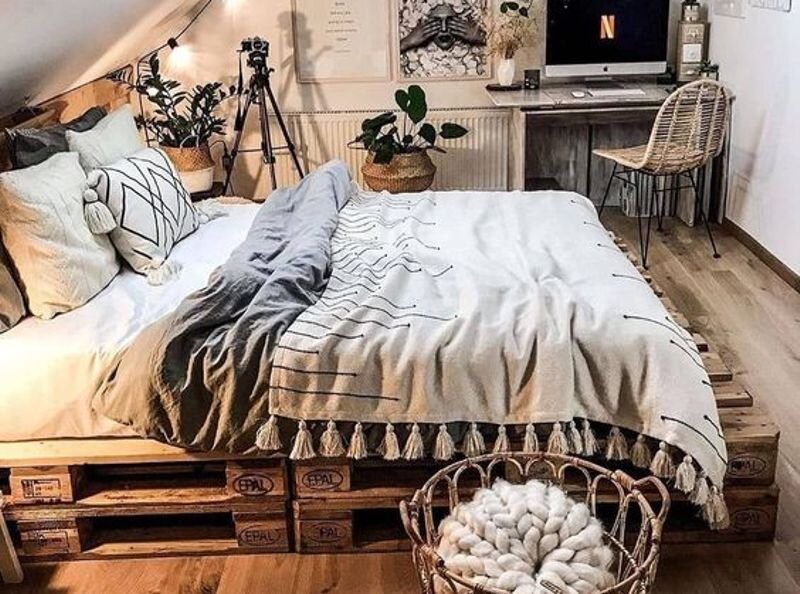 Боюсь только Мурыся застряла бы как Винни в норе кролика где-нибудь внизу.