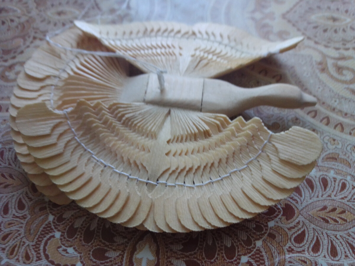 Щепная птица счастья 