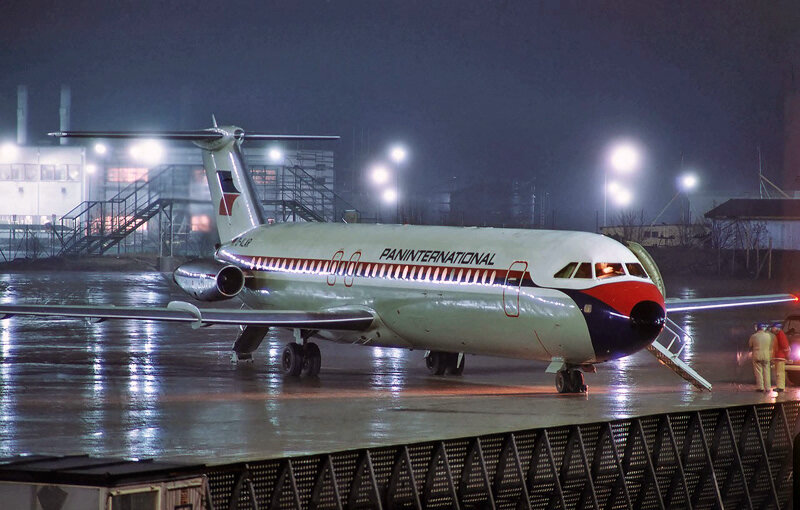 Тот самый самолет BAC-1-11 на фото 1970 г. https://commons.wikimedia.org/wiki/File:Paninternational_BAC_111-515FB_One-Eleven_D-ALAR.jpg