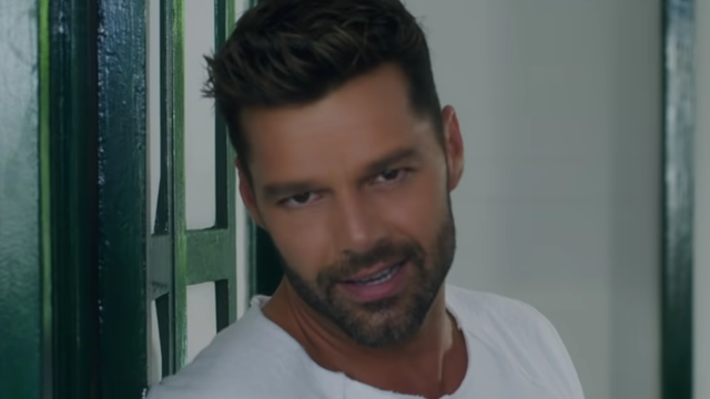    Рики Мартин Цитата из клипа на песню La Mordidita