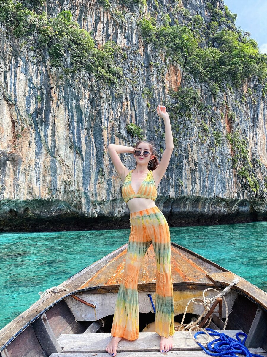 Надо же фоту с Пхукета тут зарядить, верно. Ну и что за статья без тайки!