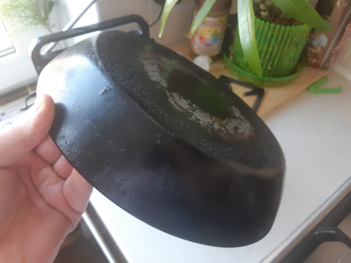 удалить на сковородке черный нагар