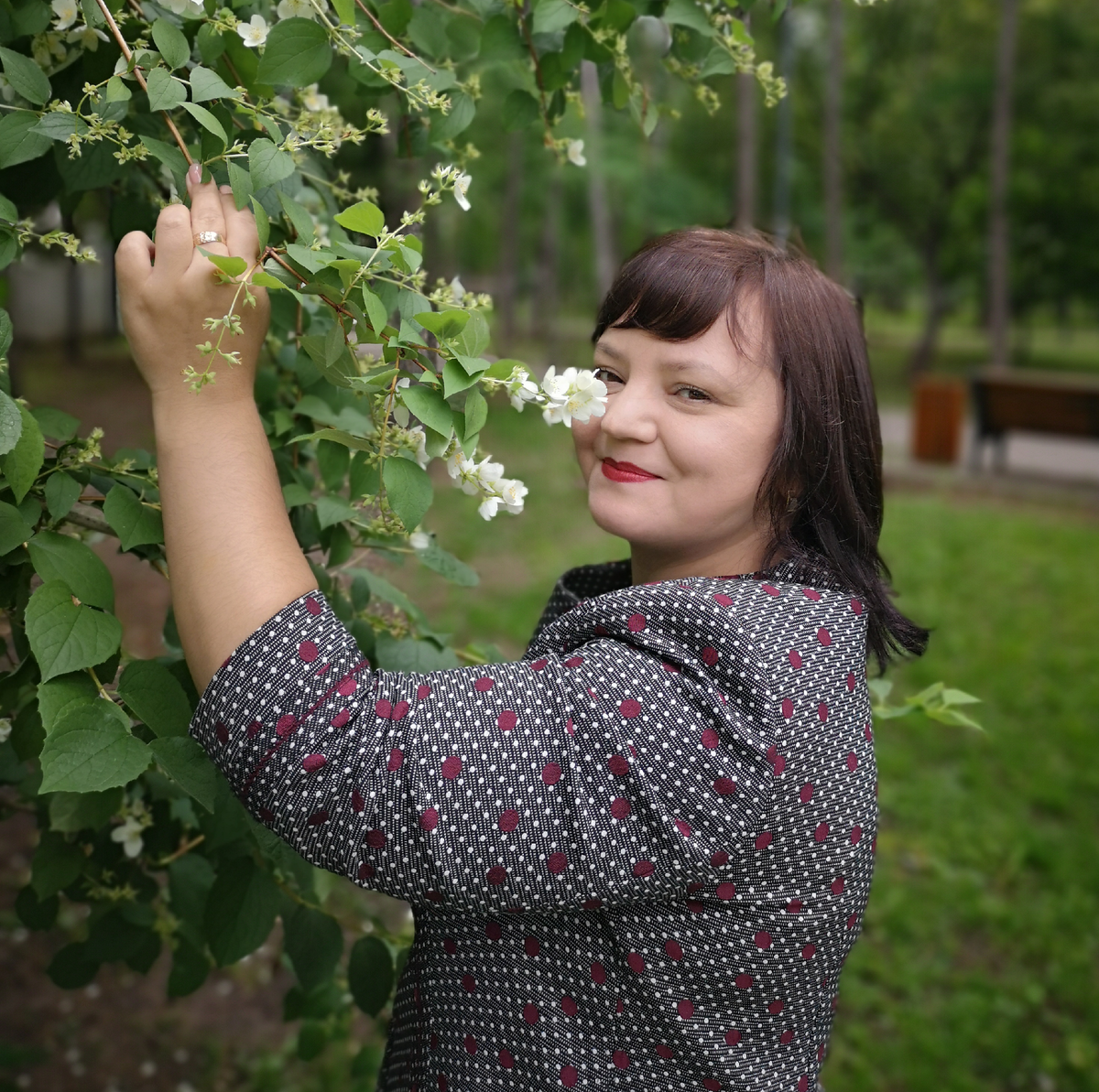 Я, Альфинур Гатауллина, готова поделиться с вами секретами оналайн-продаж