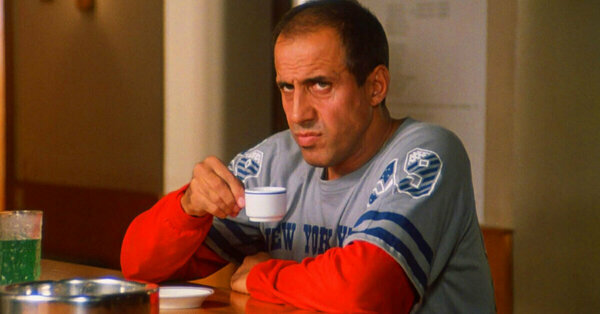 он видит насквозь !                        источник яндекс фото