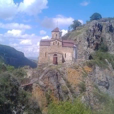 это сам храм