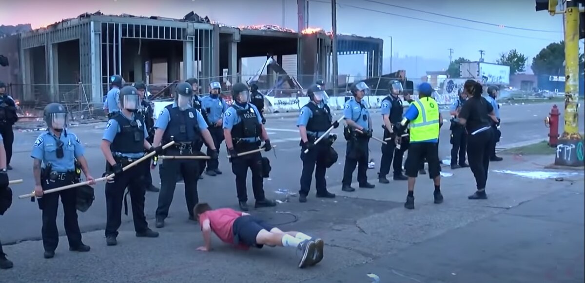 Полиция, Миннеаполис.