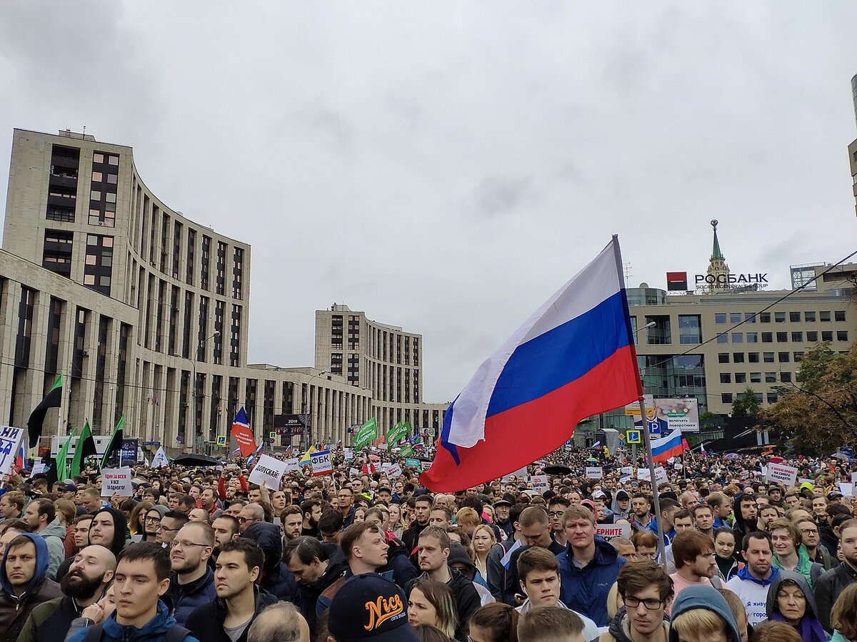 Свобода и демократия... осознать бы еще до конца термины. 