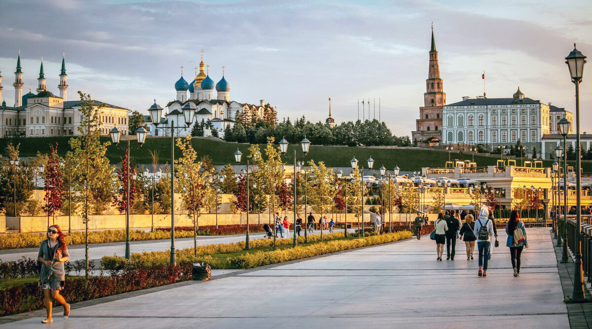 В данный топ не вошли Москва и Санкт Петербург,  т.к  Москва - не Россия, а  с красотой культурной столицы России и так все понятно. 