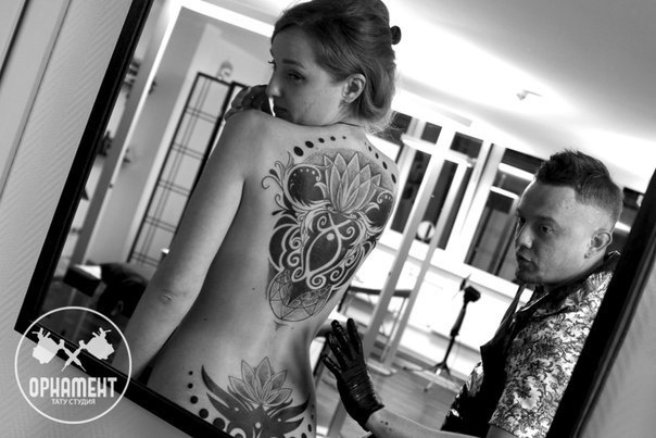 Тату салон ОРНАМЕНТ. Мастер Александр Дворянов.