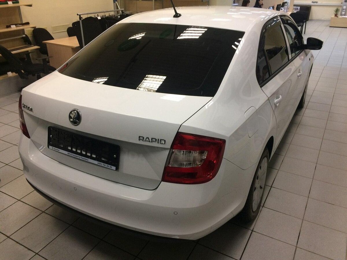 Skoda Rapid Coupe