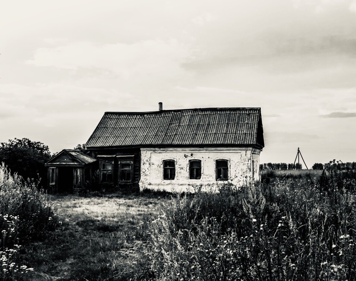 В детстве любили лазать по заброшенным домам?