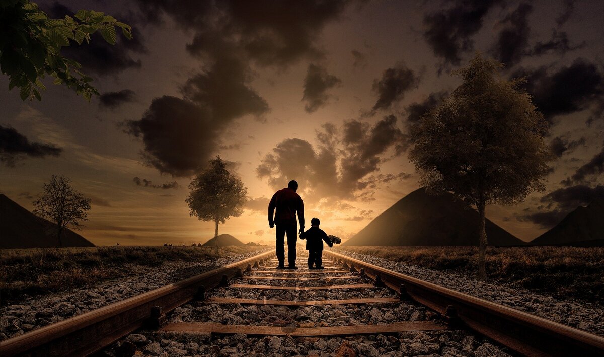 Брал оттуда - https://pixabay.com/photos/father-and-son-walking-love-child-2258681/