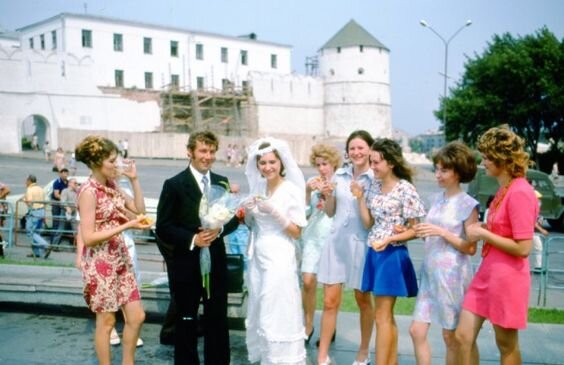 Рада приветствовать вас, дорогие читатели!
Сегодня я хочу рассказать вам о 70-х годах прошлого века. Время было просто удивительное! Наверно, самое спокойное время за всю историю Советского союза.-4-3