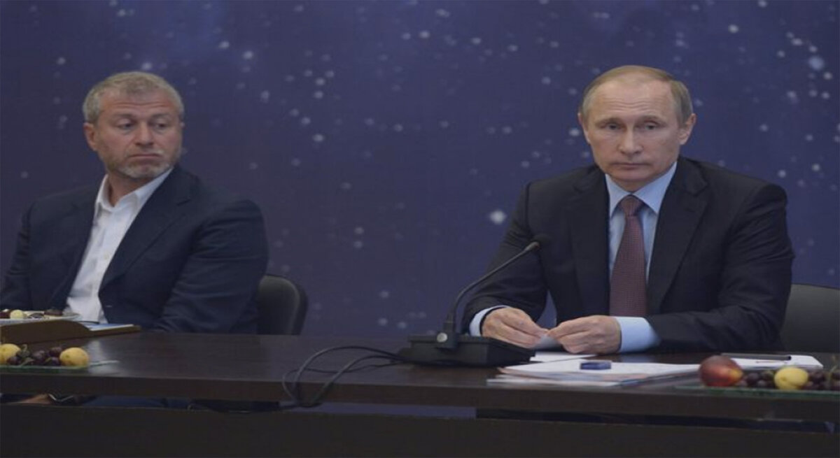 Путин и Абрамович в образовательном центре "Сириус"