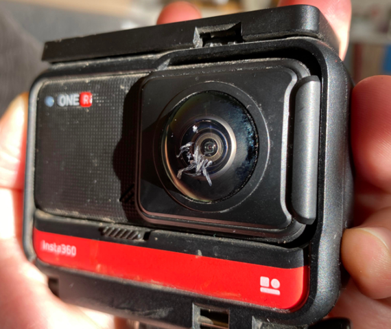 Insta 360 one R с модулем 360. Фото автора