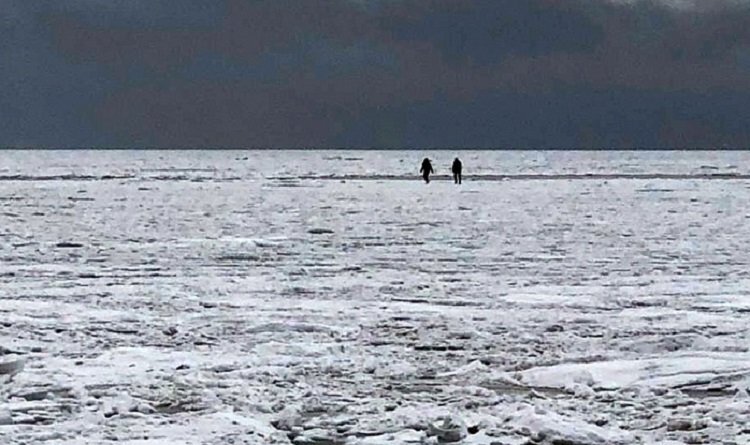 kamchatinfo.com, бегать за детьми по льду никто не рискнет 