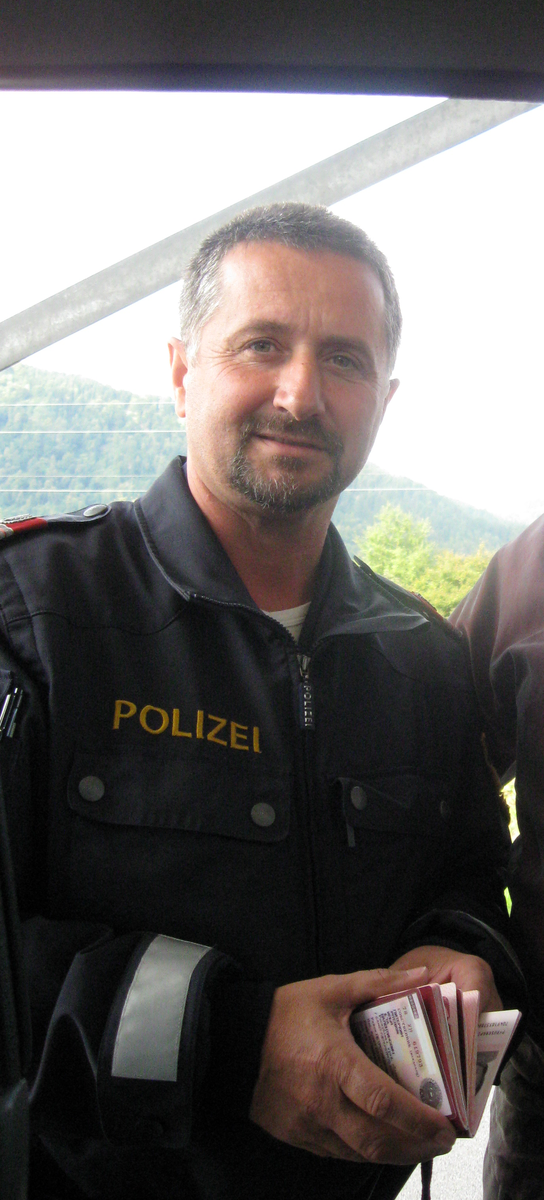 Фото из архива автора    В руках наши права и паспорта