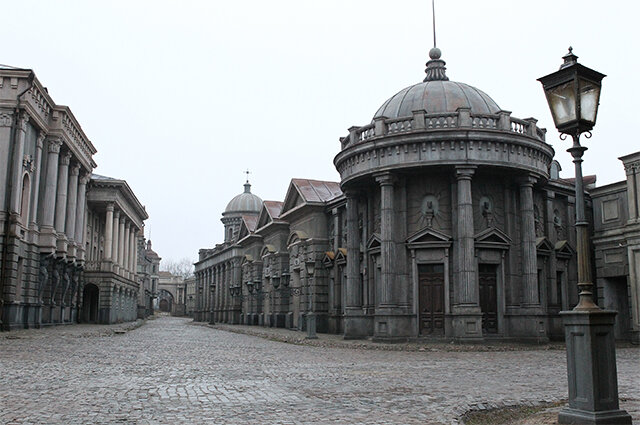 Декорационный комплекс «Старая Москва — Санкт-Петербург» на «Мосфильме». Фото: РИА Новости / Мария Девахина