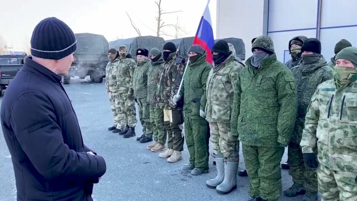     Бойцы третьего добровольческого отряда «Тигр» готовы к выполнению боевых задач в зоне СВО. С ними встретился губернатор Приморского края Олег Кожемяко и пожелал удачи.