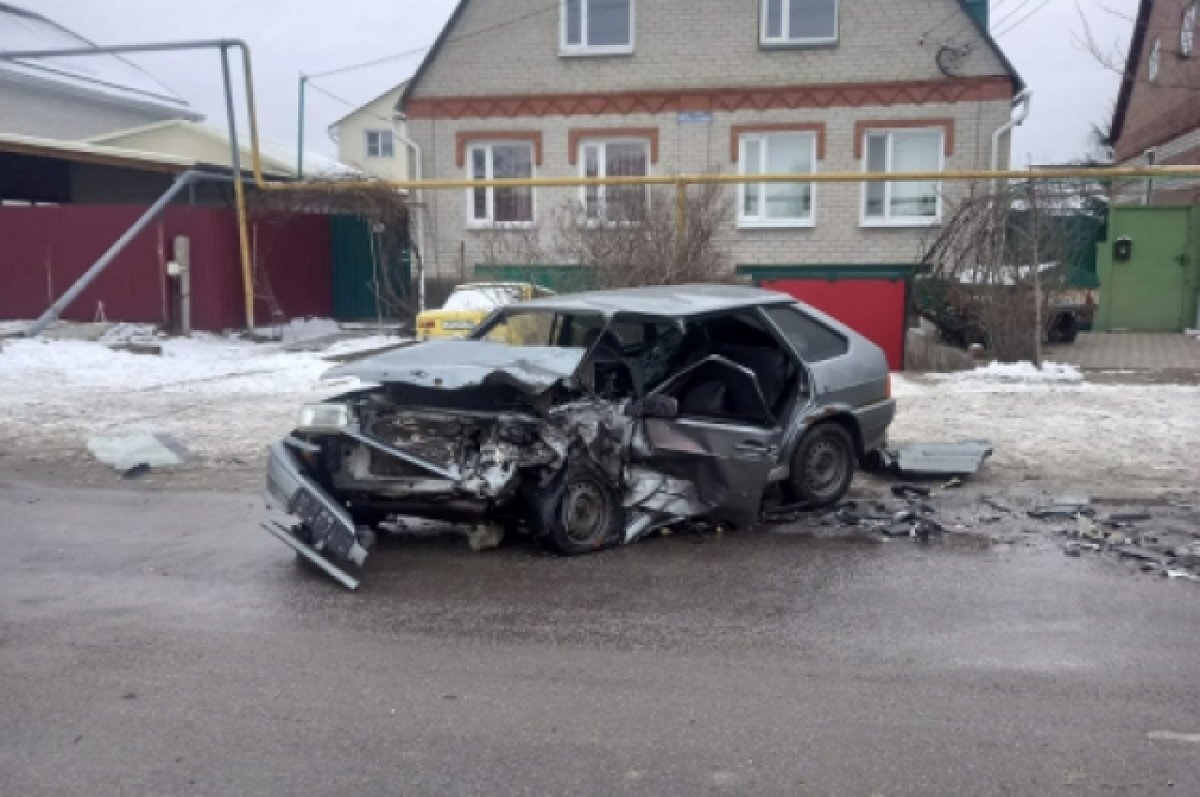    В Воронеже в массовом ДТП пострадали 3-летняя девочка и 6-летний мальчик