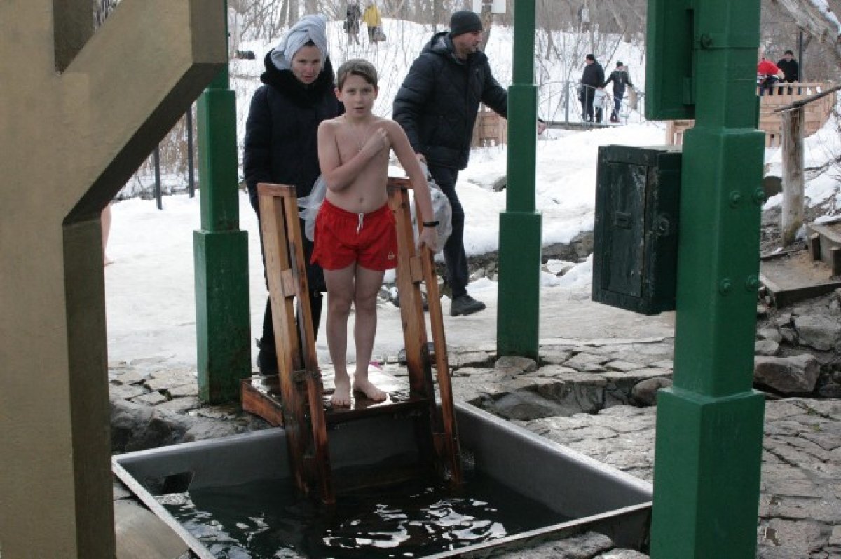    Медики рассказали волгоградцам, как готовить ребенка к крещенской купели