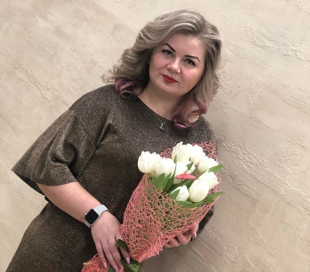 Мне захотелось научить всех мастеров нашего города хорошему и качественному маникюру.