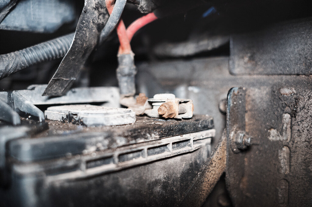 Клеммы Додж Джорни очень любят гнить