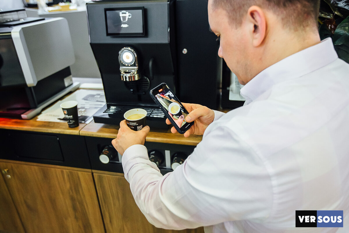 Профессиональная кофемашина rhTT1