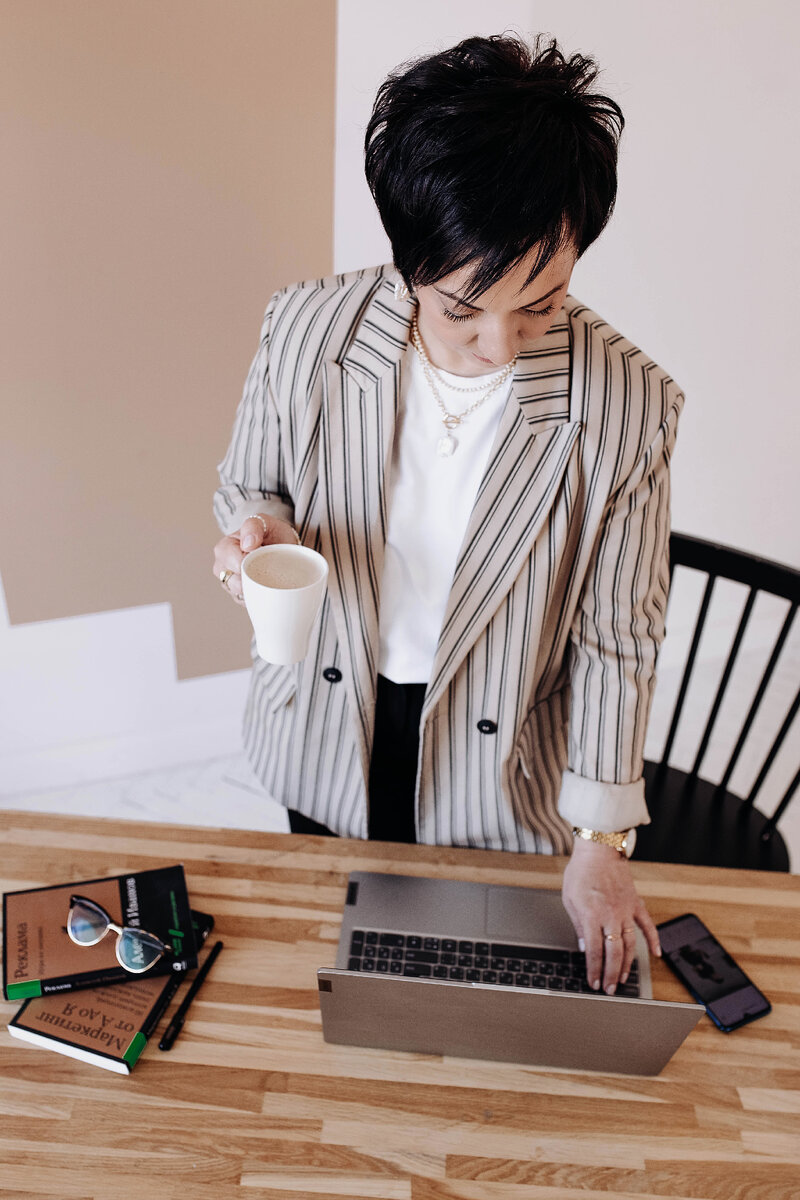 НА СТАРТЕ РАБОТЫ В ОНЛАЙНЕ