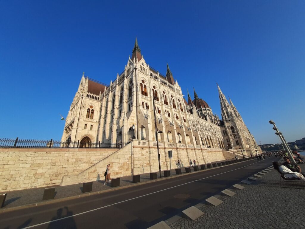 Здание венгерского парламента