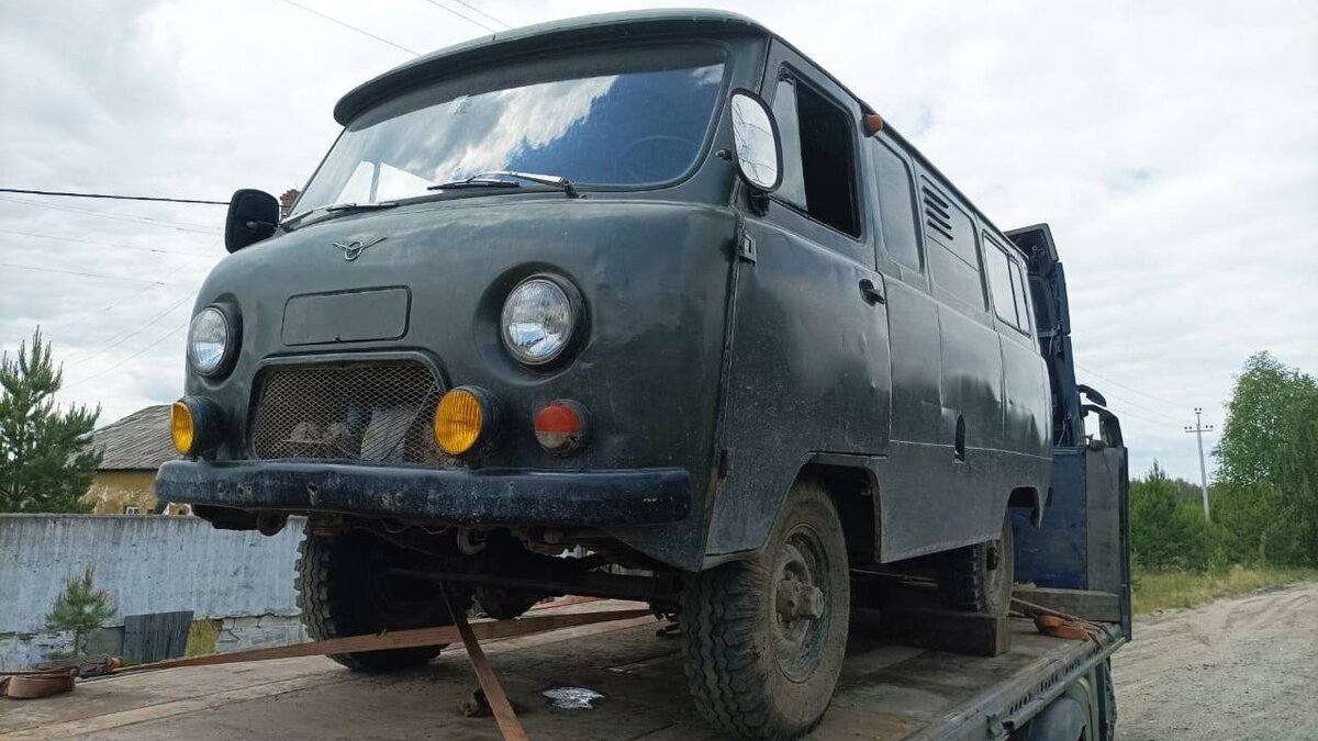    В зону СВО из Нижневартовска отправили два автомобиля