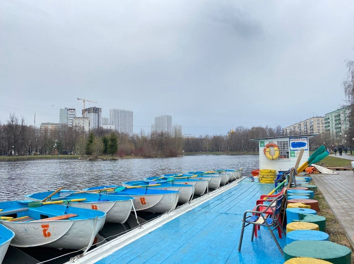 большой ангарский пруд в москве