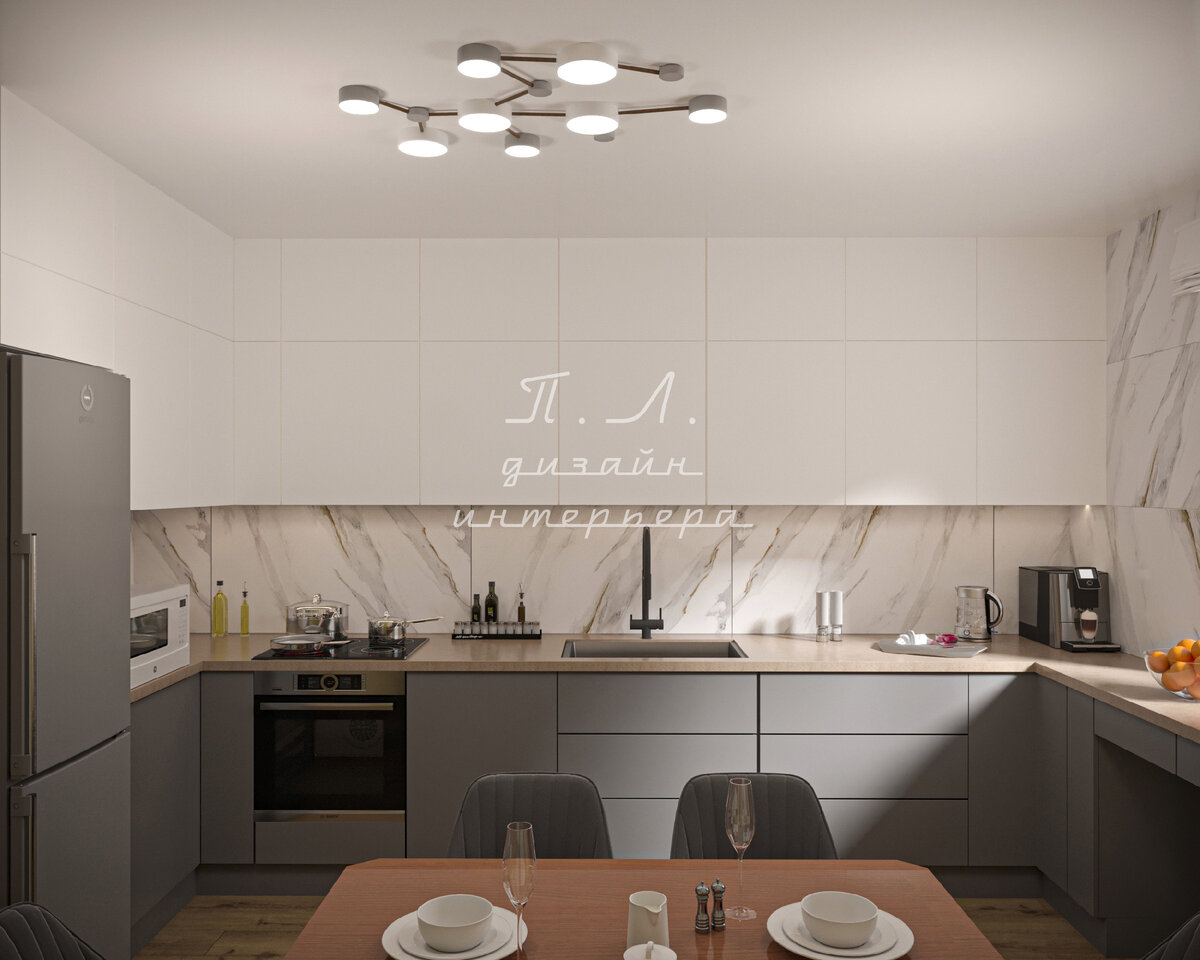 Кухонный фронт большой протяженности. Шкафчики и секции спроектированы под клиента