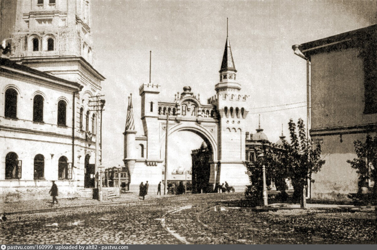 Нижегородская история. Триумфальная арка Нижний Новгород 1896. Шехтель Триумфальная арка в Нижнем Новгороде. Нижегородская Триумфальная арка. Арка Шехтель Нижний Новгород.