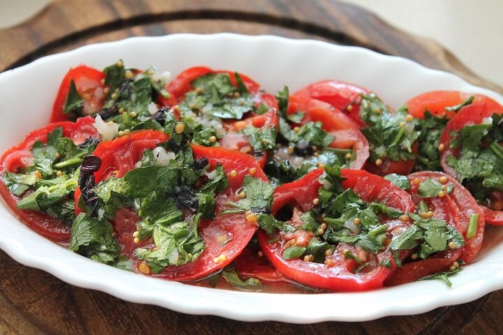 Самые вкусные маринованные помидоры: быстрый рецепт, который понравится любой хозяйке