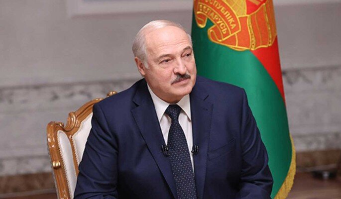 Батька будет закручивать гайки!