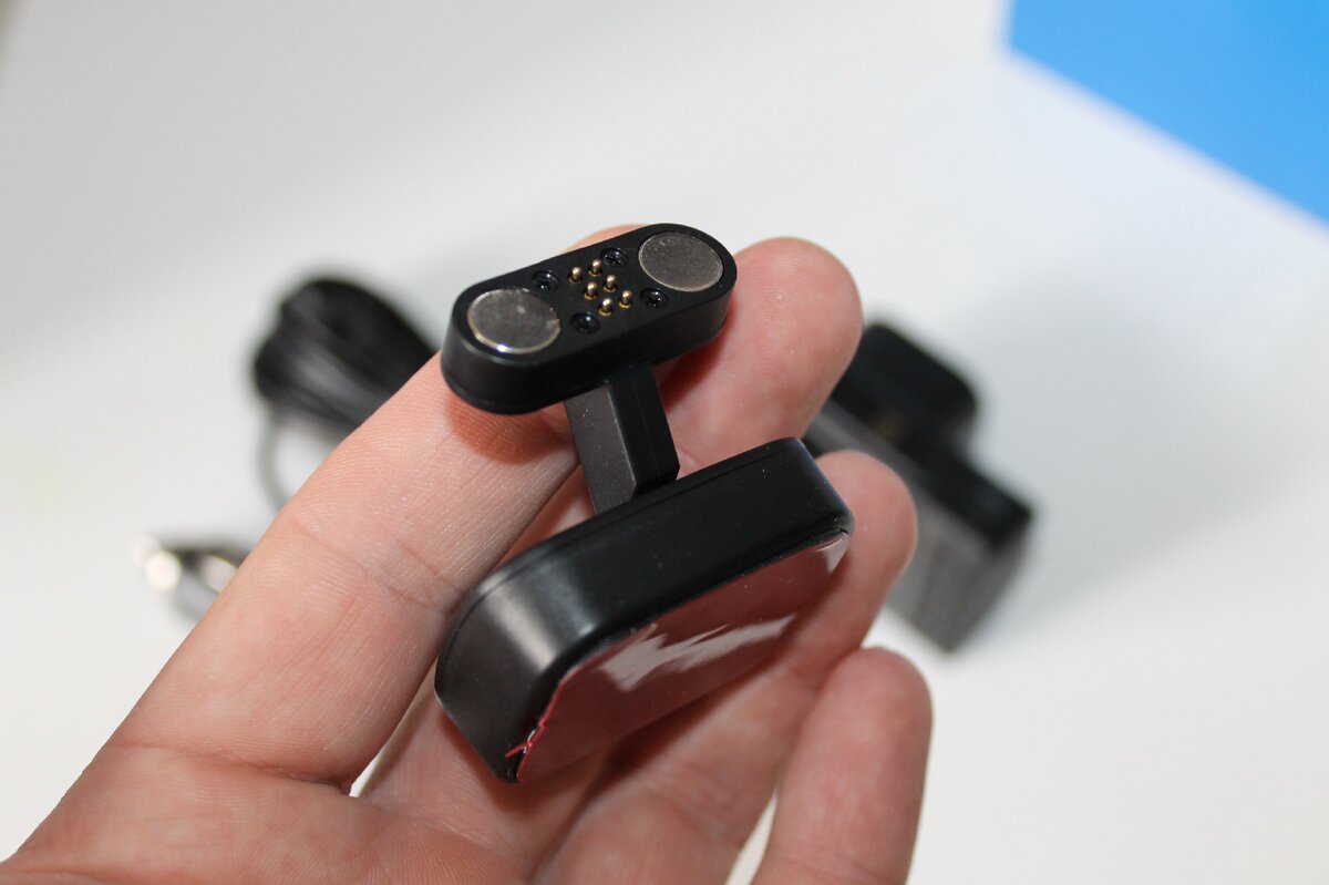 Купил видеорегистратор с "суперконденсатором". Рассказываю, почему ...