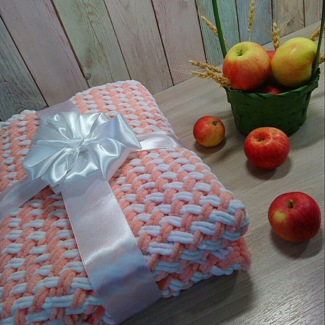 Плед из плюшевой пряжи 