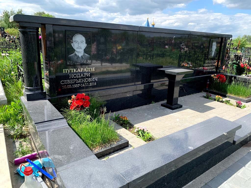 Памятник семейный на могилу образцы