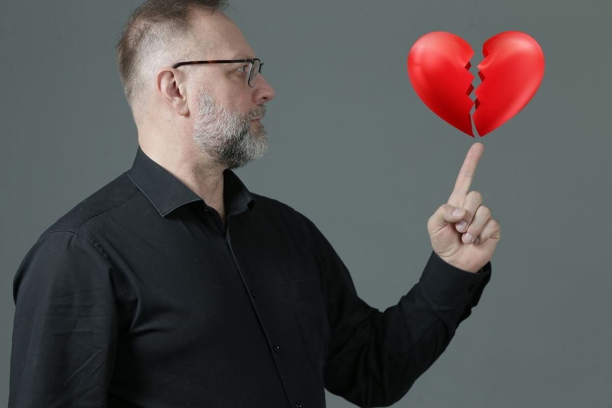 Как справиться с болью в разбитом сердце | 7Spsy Психология онлайн | Дзен