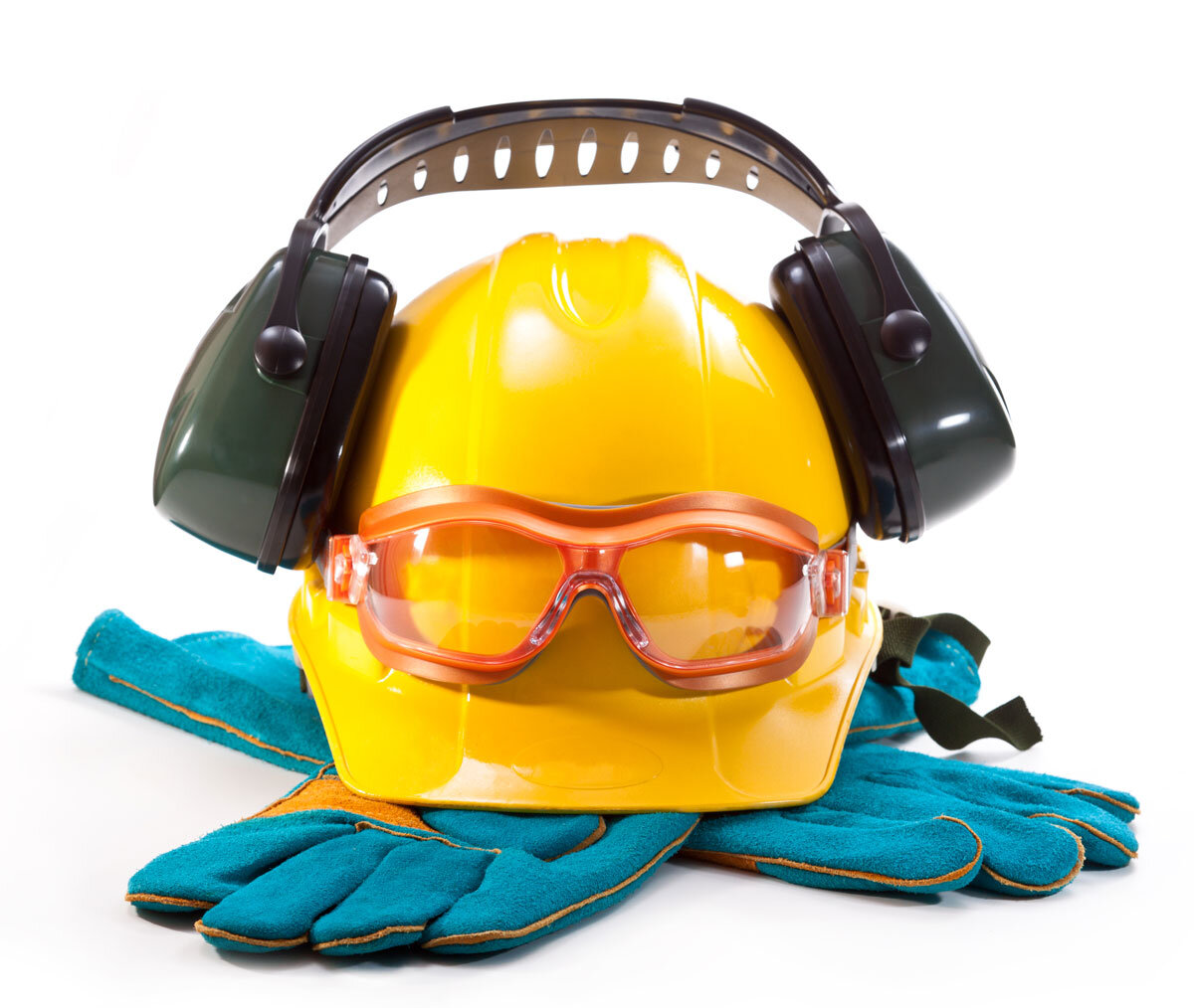 Ответственность за нарушение правил техники безопасности и охраны труда, а также правил пожарной безопасности, указывается в уголовном кодексе Российской Федерации (УК РФ).