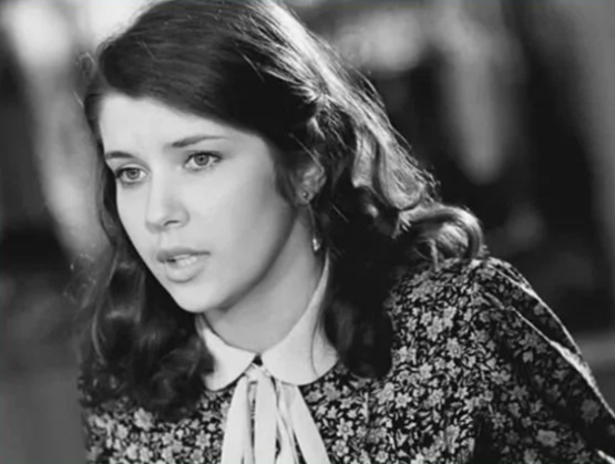 Вера Сотникова в молодости