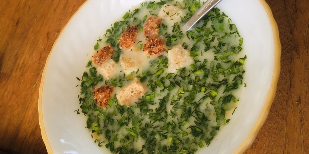 А куда вкуснее! Самый бюджетный сырный суп, ещё и по-быстрому. Лучшее решение если просто лень готовить...